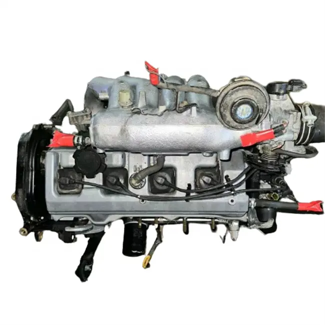 El motor del Toyota Camry 2.2L tiene un buen rendimiento y es de calidad estable y se utiliza en el modelo de 2 ". 2".