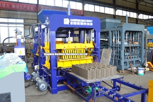 QT8-15 macchina automatica per la produzione di blocchi cavi in mattoni macchina perfetta per africani e spagnoli - Product Image 4