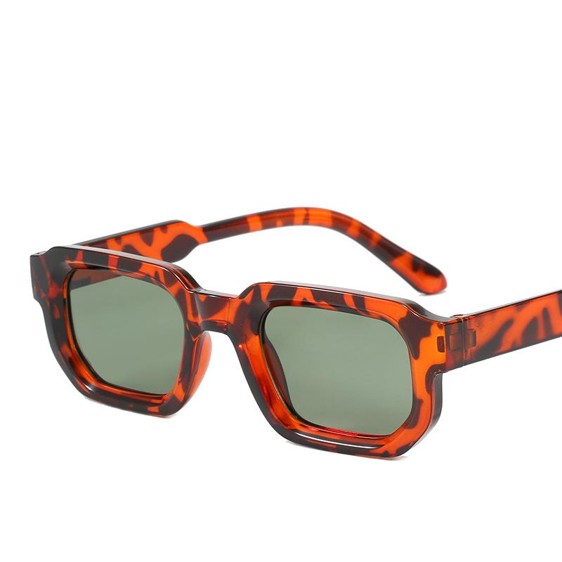 leopard/green