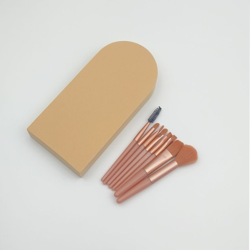 Light brown red