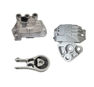 ติดตั้งเครื่องยนต์และ Trans Mount 3PCS สําหรับรถจี๊ปเข็มทิศ 21-17 2.4L EDD Eng. ที่ 6 ความเร็ว 68253028AE 68278029AB 68253038AD