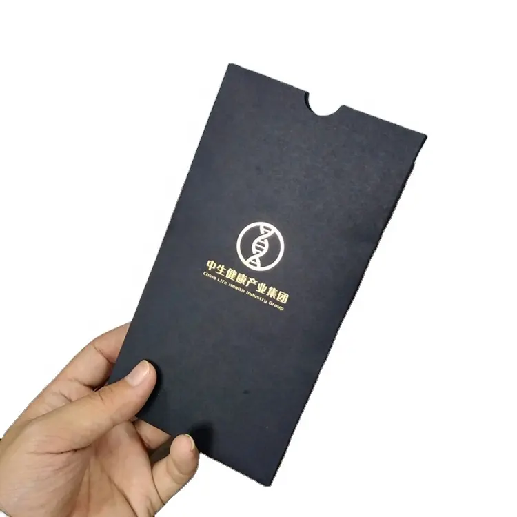 Envelope de papelão caixa de papel cartão preto com logotipo ouro foiling