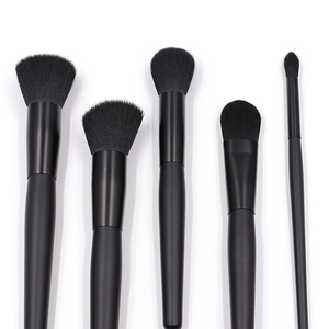 ชุดแปรงแต่งหน้าพร้อมคอนซีลเลอร์สำหรับแปรงโกนหนวดติดฉลากส่วนตัว - Product Image 6