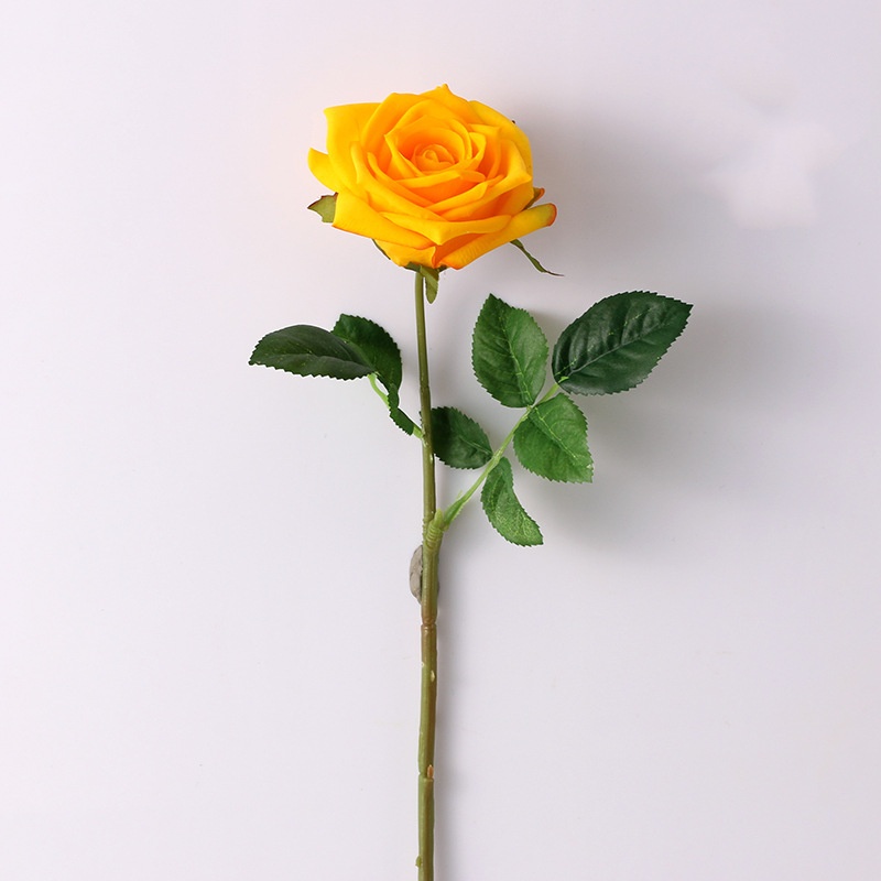2. amarillo