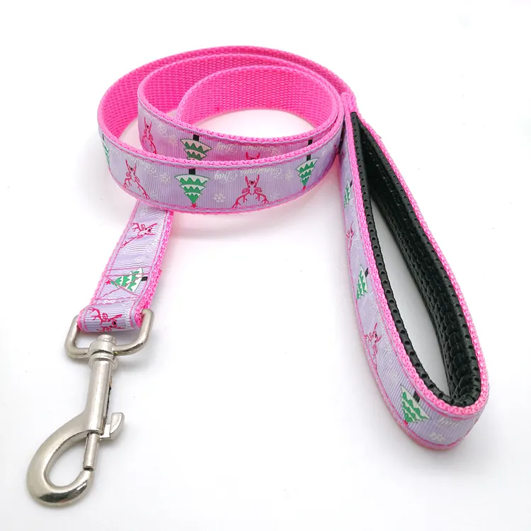 Merry Christmas Tree Soft Pad Dog Leash,Wholesale customizable dog car seat belt,dog seat belt