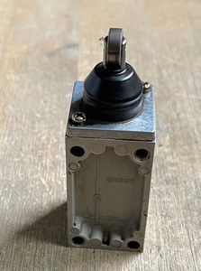 Plc HL5200 LIMITスイッチ5A 250VAC PLCプログラミングコントローラ - Product Image 3