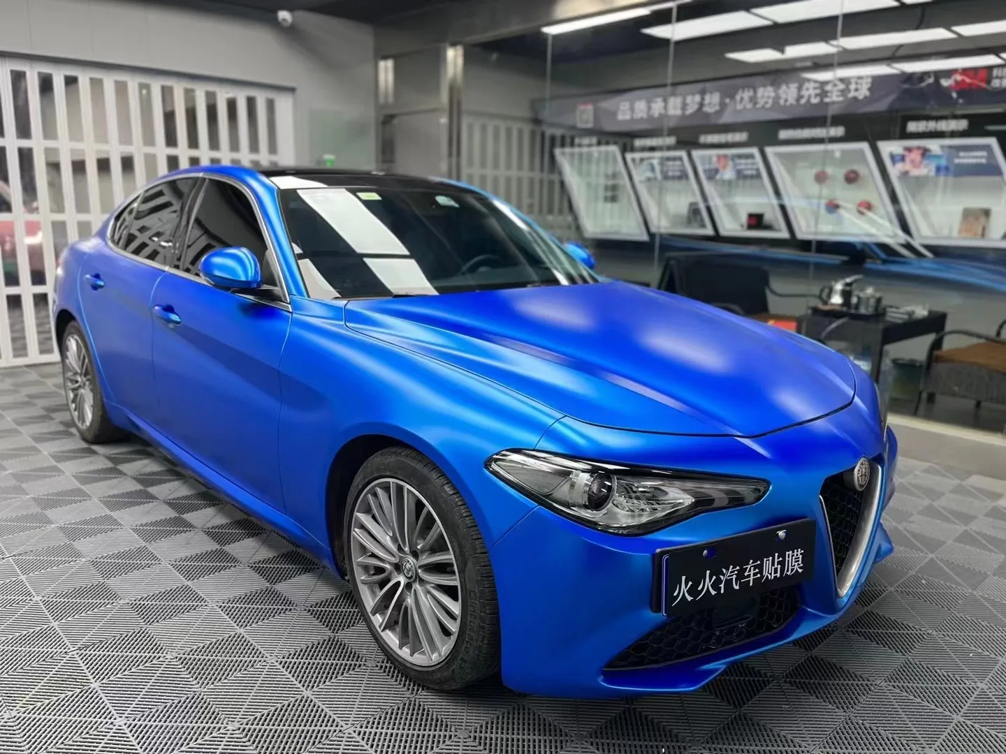Bleu foncé électrique 5 * 59ft