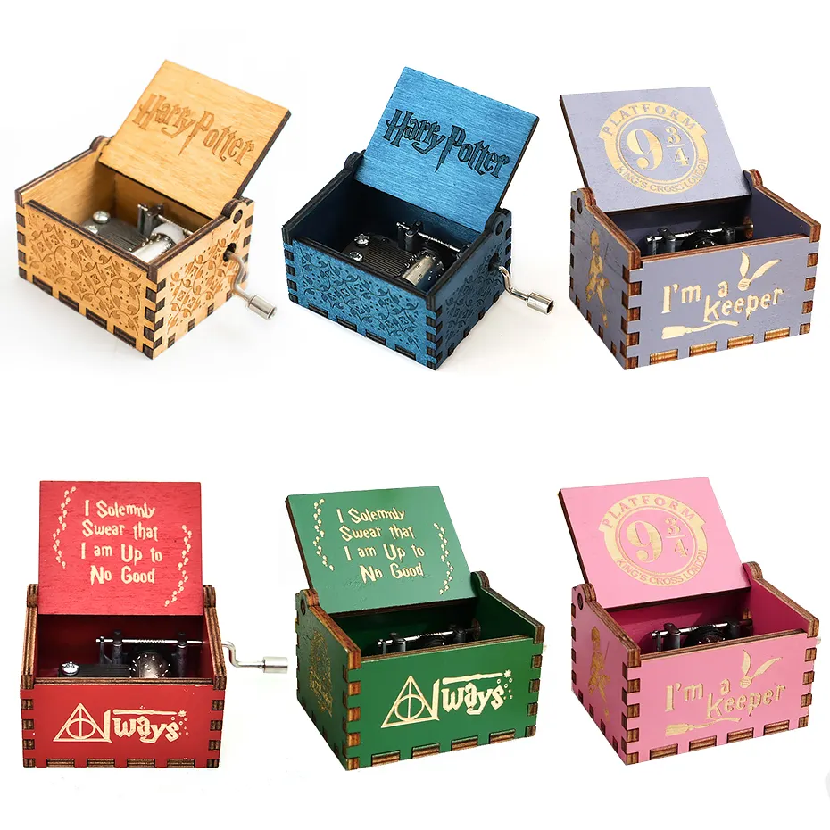 Preço de fábrica Bulk Small Laser Carving Custom Wooden Harry Movie Potter Hand Crank Music Box para Presentes de Aniversário
