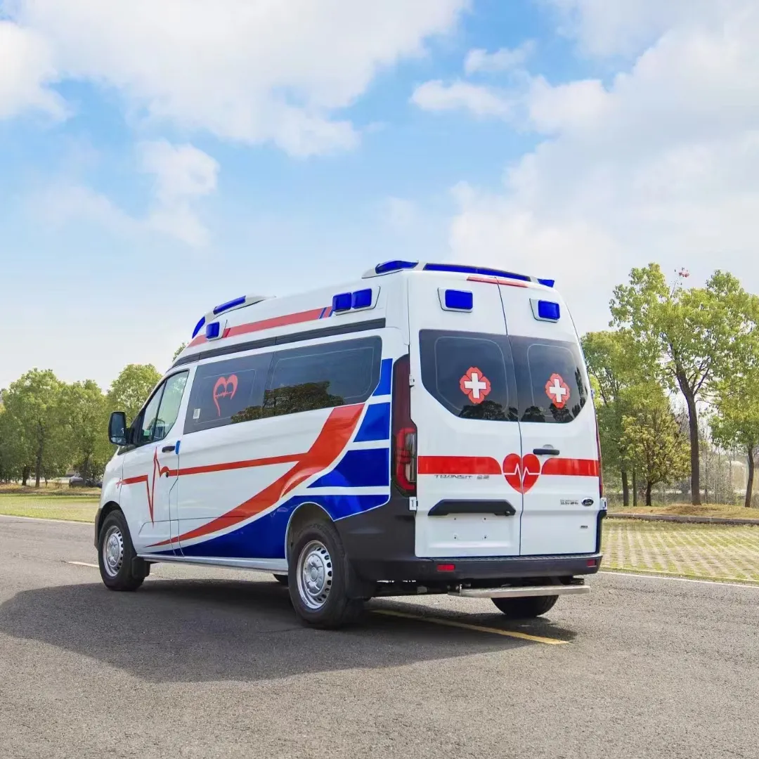 Satılık profesyonel ICU ambulans f-ord ambulans