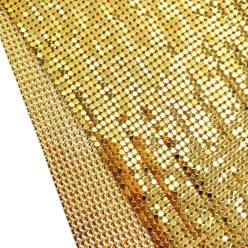 Tela de malla metálica de cobre dorado con lentejuelas metálicas de lujo de alta calidad para bolsas de ropa de cota de malla de moda