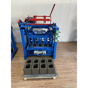 Máquina de fabricación de ladrillos de bloques huecos semiautomática de tipo fijo 4-35A equipada con línea de fabricación de ladrillos mezcladora de cinta transportadora - Product Image 4