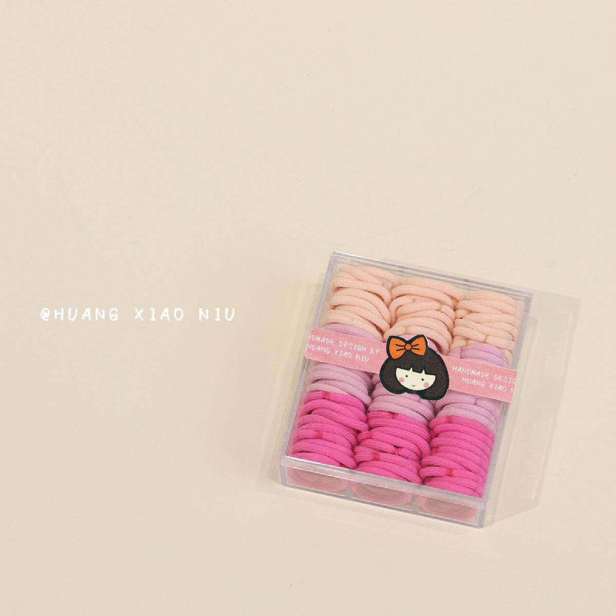 สีชมพูไล่ระดับ (ประมาณ 90 ชิ้น)