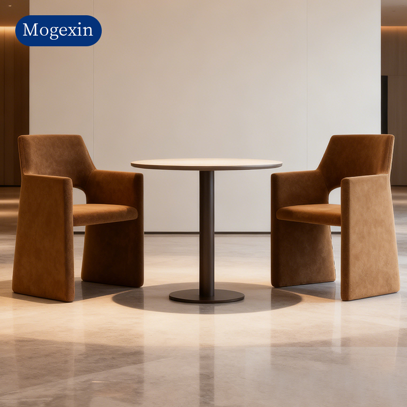 สีน้ำตาล