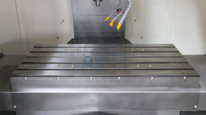 5轴中心数控加工Vmc1050工作台尺寸5轴联动数控加工中心 - Product Image 3