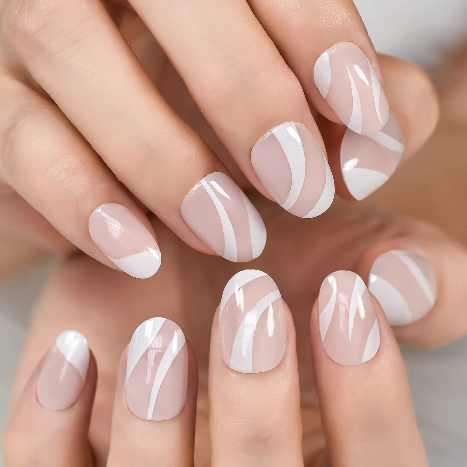 Nuovi prodotti decorazione di unghie finte di alta qualità per ragazza Swirl acrilico stampa ovale sulle unghie