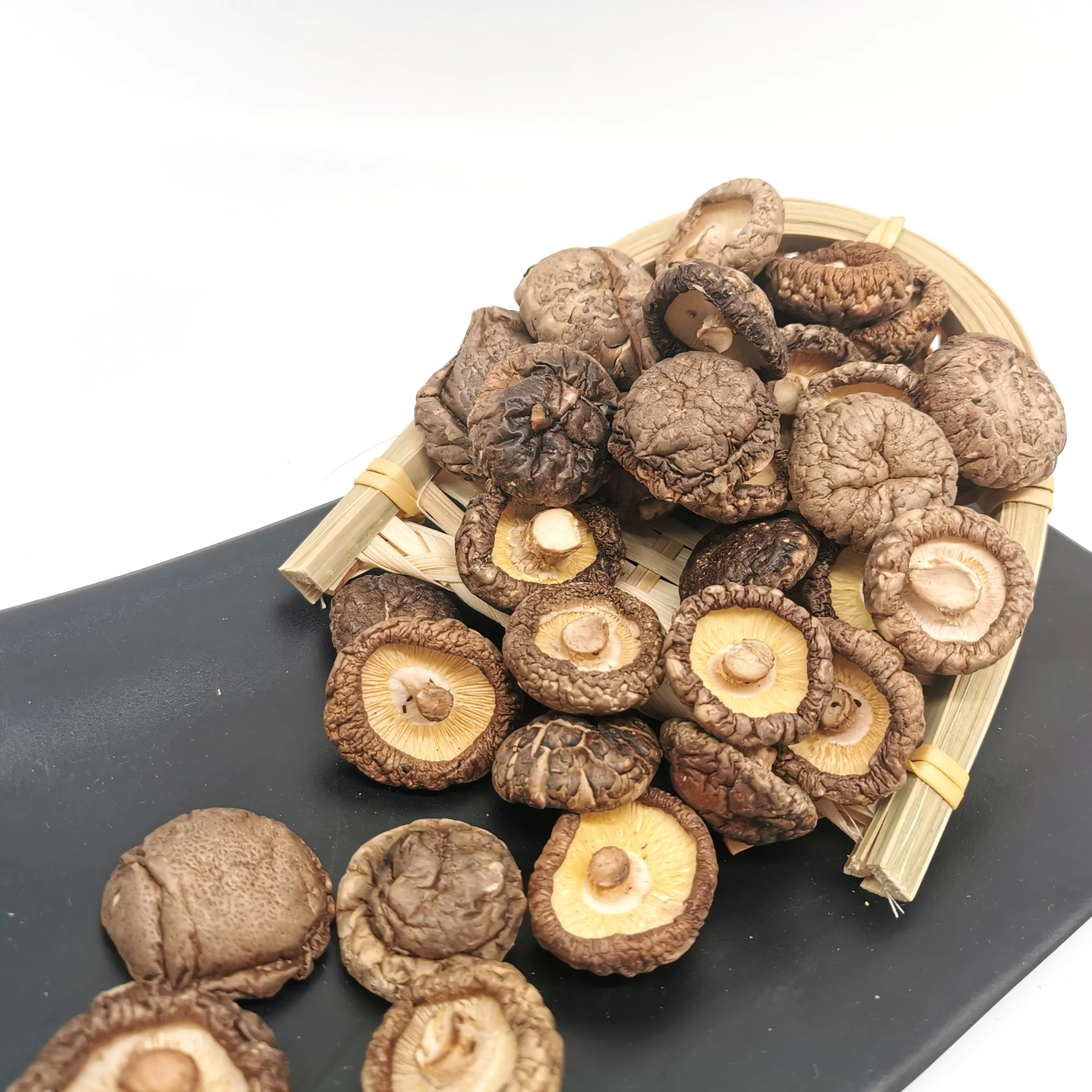 Prezzo funghi Shiitake Porcini secchi 3cm funghi Shiitake secchi funghi secchi selvatici