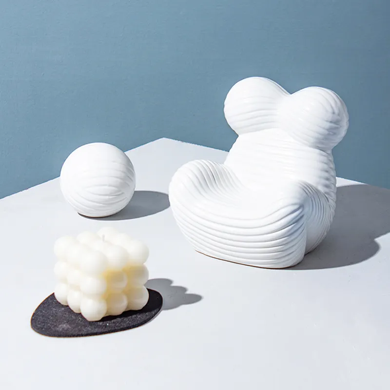 Minimalist Handmade Ceramic Small Sofa Arts Sculpture Crafts Original Design White Home Decoration
