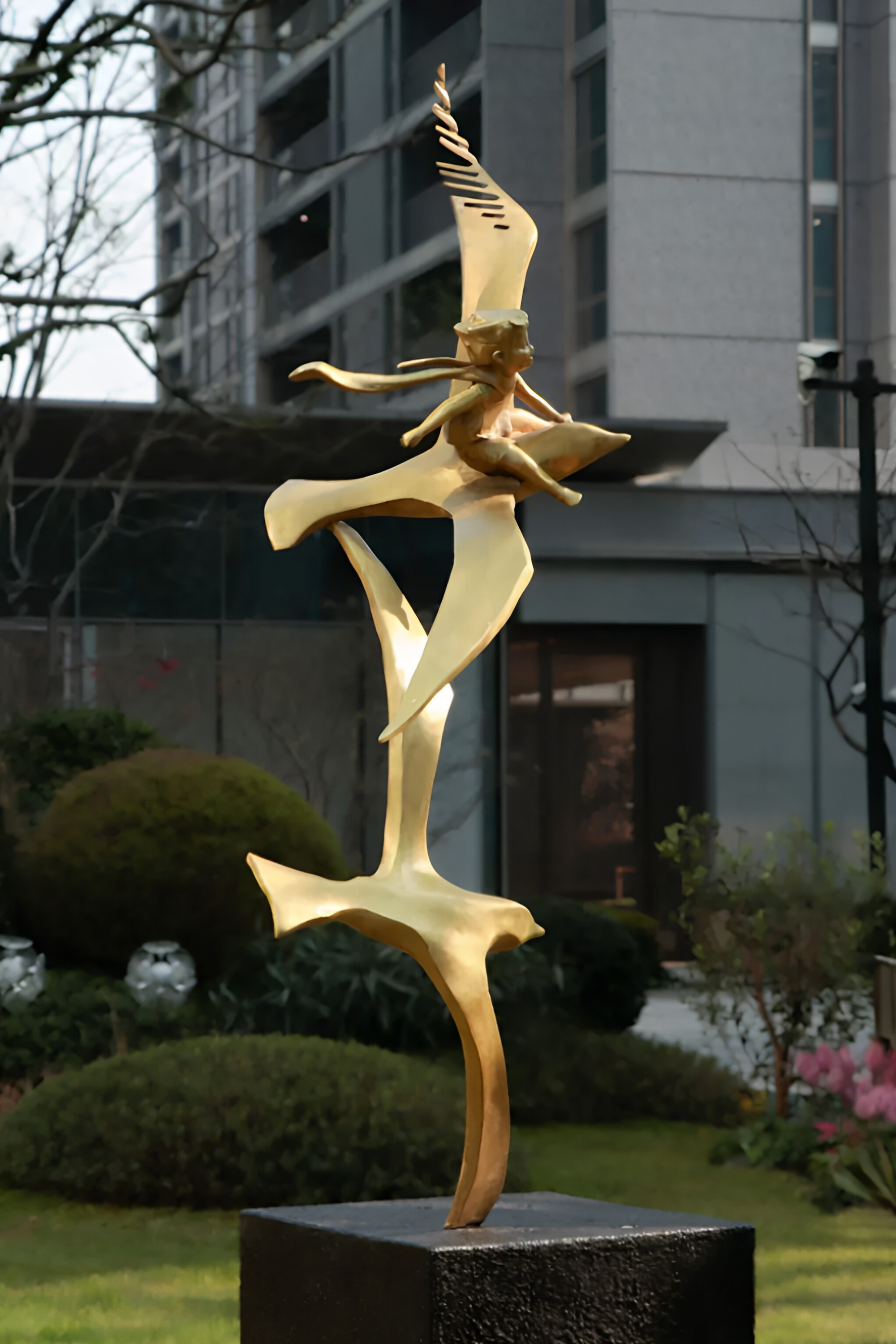 Sculpture en acier inoxydable 4