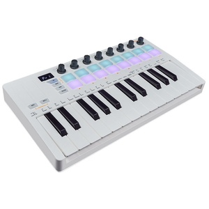 <strong>MIDI</strong> <strong>Keyboard</strong> <strong>Controller</strong> <strong>Keyboard</strong> 25 Keys Compose Compose RGB Percussion Pad