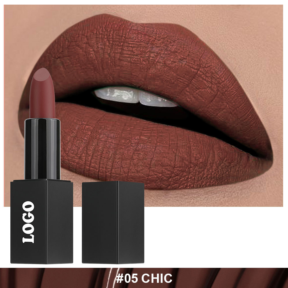 Barra de labios negra mate nº 05