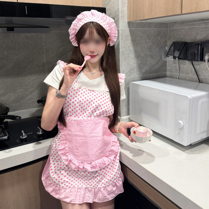 Apron + headscarf-one size