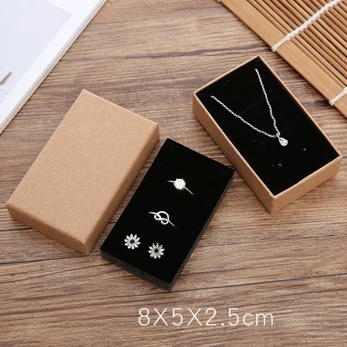 Brown set box 5x8x2.5cm