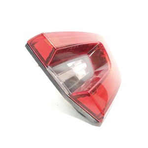 PILOTO TRASERO IZQUIERDOインテリアルノー使用7357000 - Product Image 3