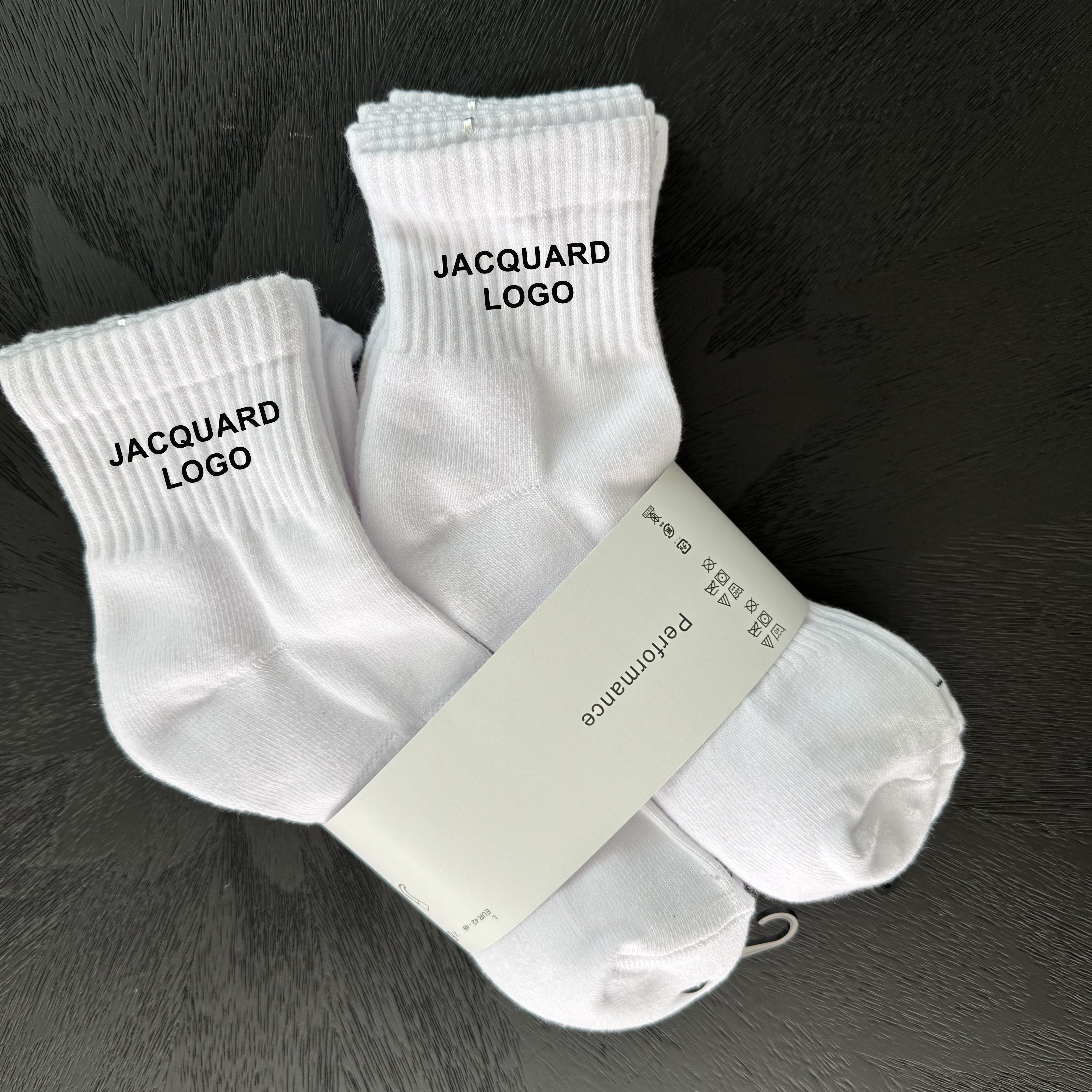 Thin White ankle socks