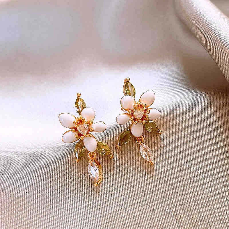 E090-6 Oro 5