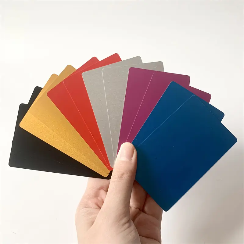 Tarjetas de crédito de aluminio anodizado, color blanco, barato