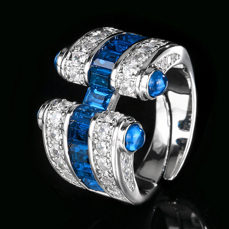 Bague en cristal pointu bleu