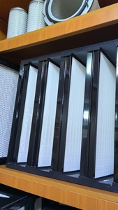 Carta da filtro in fibra di vetro PP Ultra Fine di alta qualità a forma di V nuova industria filtro combinato per il sistema di purificazione filtrante - Product Image 2