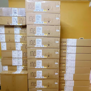 Neuer Juniper QFX5100-48S-AFI stapelbarer Ethernet-verwalteter Switch 48x10G 40G QSFP + Uplinks SNMP QoS-Funktionen Neuer Lagerbestand Dual AC