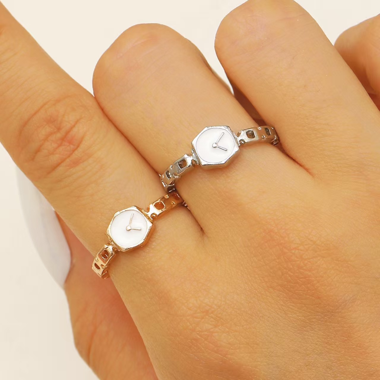 Oro 400.00g por anillo.