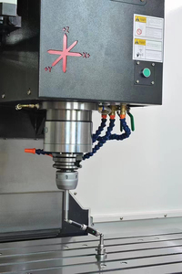Fabrika doğrudan dikey işleme merkezi VMC600 yeni üç eksenli işleme merkezi - Product Image 3