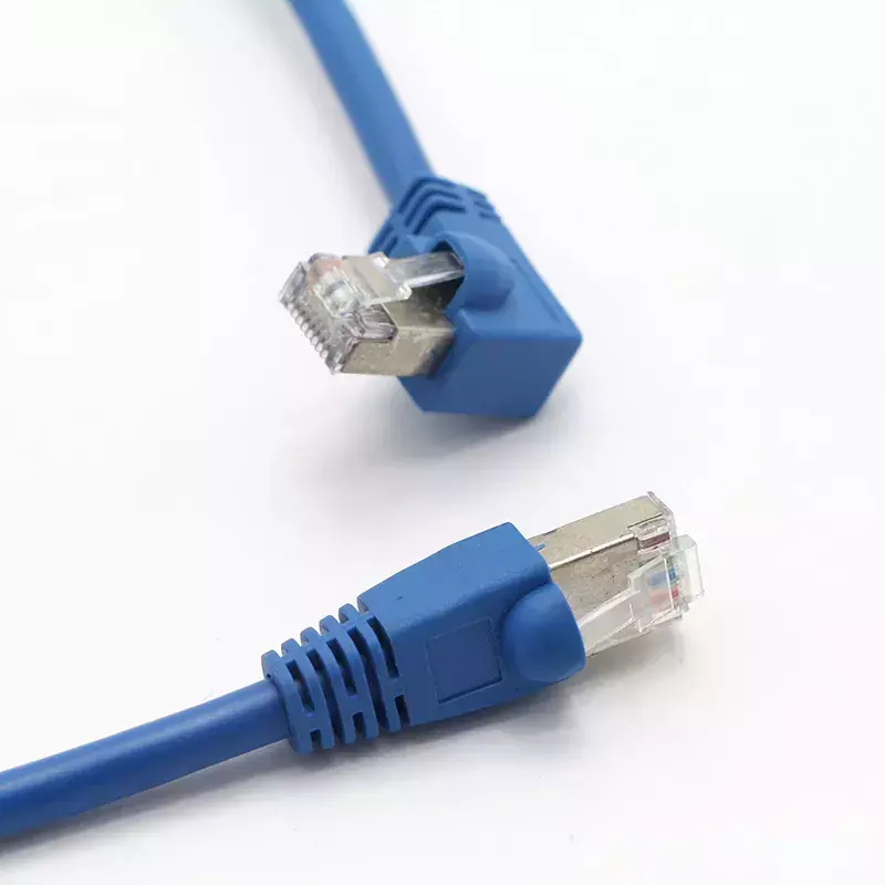 OEM Custom length FTP UTP Cat5 Cat5e Cat6 Cat6A cat7 cavo Ethernet RJ45 ad angolo retto a 90 gradi