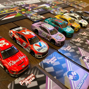 ผู้ผลิตบอร์ดเกมตามความต้องการของคุณผู้ผลิตบอร์ดเกม RPG แบบกำหนดเอง - Product Image 1