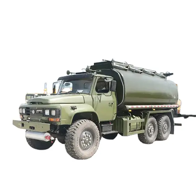 Precio barato personalizado camión cisterna de combustible 6000 litros 6x6 camión cisterna de combustible de aceite todoterreno camión cisterna de aceite para la venta tanque de agua