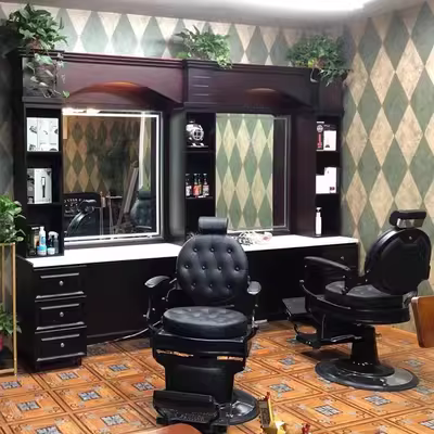 Table à double miroir et 2 grandes chaises