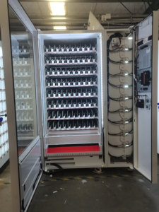 XY-DRE-10C торговый автомат PPE в сочетании с шкафчиком, торговый автомат может продавать различные виды защитного оборудования - Product Image 4