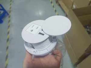Enchufe de muebles Integrado de Calidad de mesa estándar de EE. UU. Tipo circular con 2 tomas de corriente de escritorio USB y NFC - Product Image 5