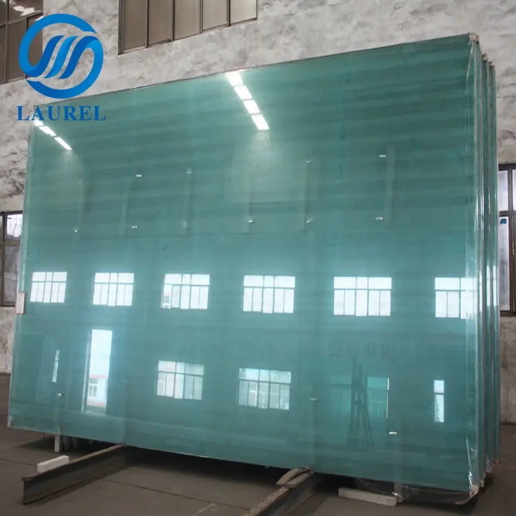 Chine Usine 2mm 3mm 4mm 5mm 6mm 8mm 10mm 12mm 15mm 19mm Épais Verre Flotté Clair