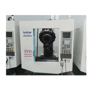 เครื่องเจาะและเคาะ CNC เครื่องจักรแนวตั้งศูนย์ควบคุมคอมพิวเตอร์เครื่องเจาะและเคาะ CNC TC-S2 Brother จากญี่ปุ่น
