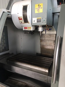 Hot <strong>Sell</strong> Widely Used Vertical and Horizontal Milling Machine Cnc Machining <strong>Center</strong> VMC-850 With 3 Axis - Product Image 3