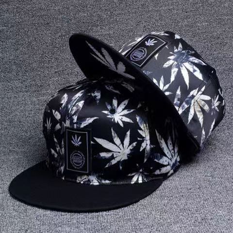 Feuilles noires