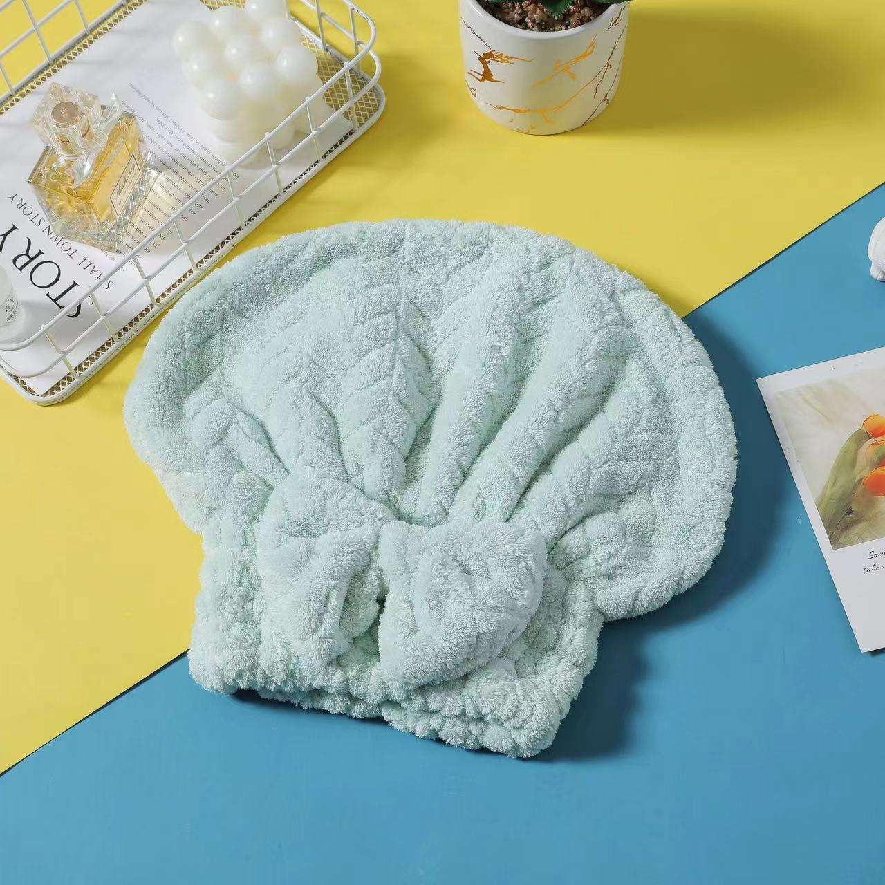 สีเขียวอ่อน