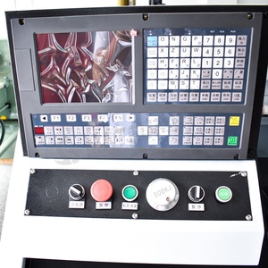 Máquina automática de torno CNC horizontal CK0640 de alta precisión Diseño de cama plana de un solo husillo GSK para procesamiento de servicio medio - Product Image 5