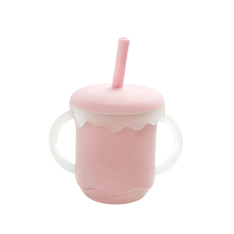 Taza de paja roja