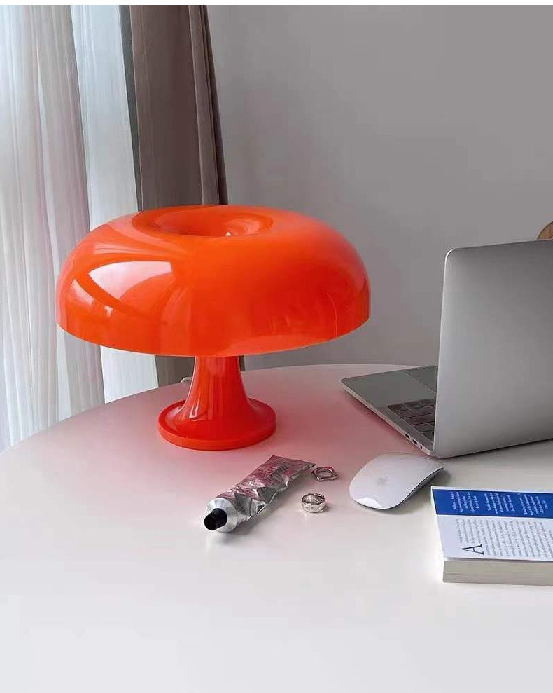 Orange + American gauge plug - complimentary light source
