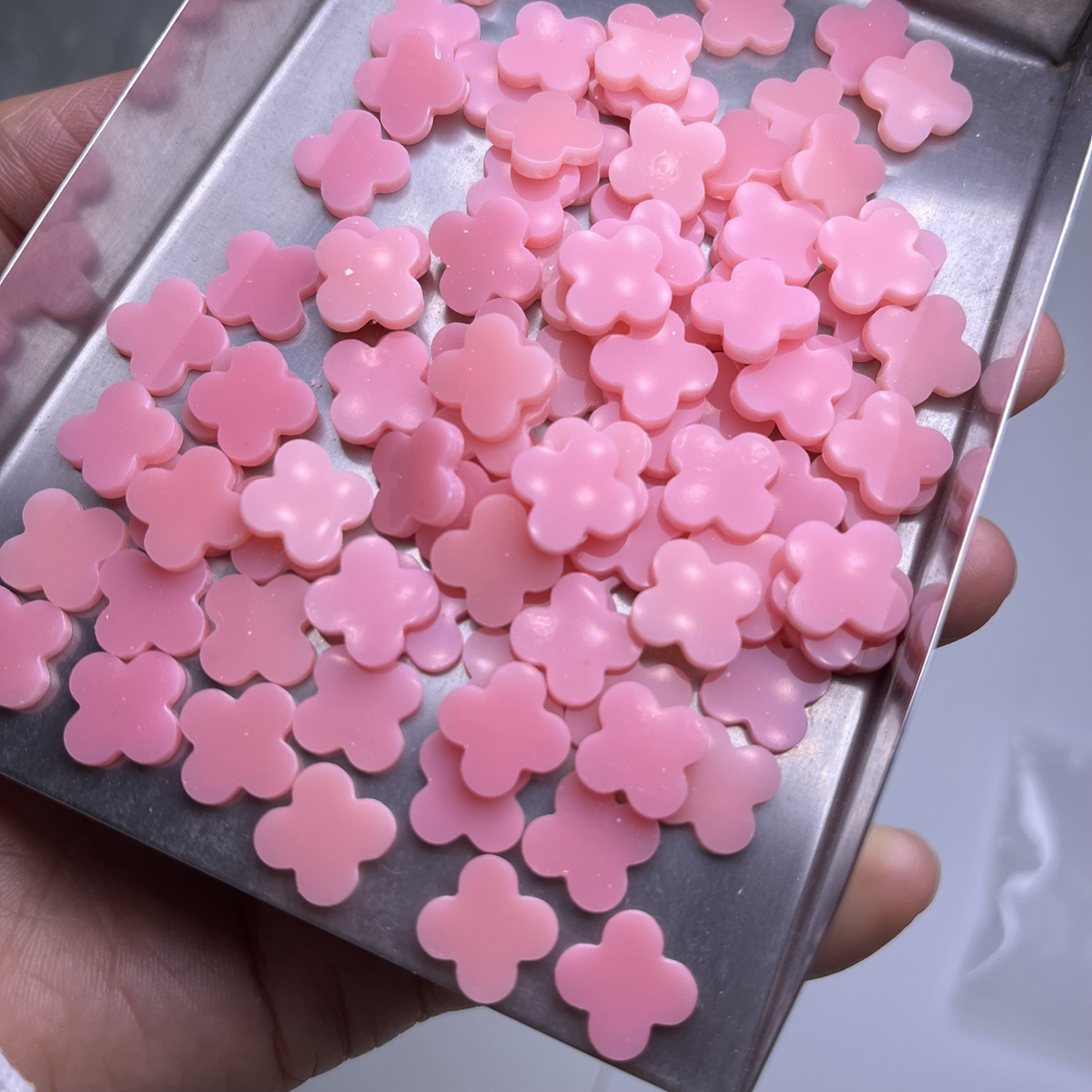 สีชมพู